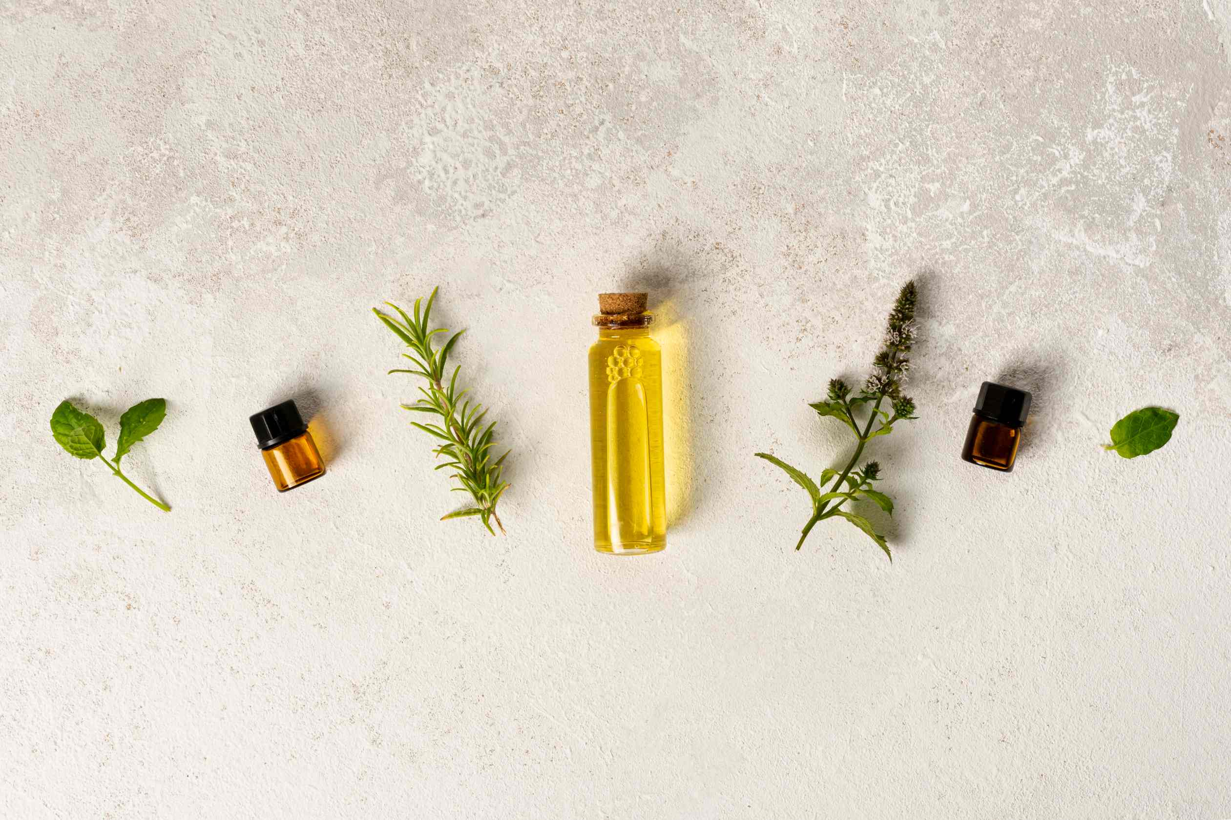 راهنمای جامع انتخاب اسانس